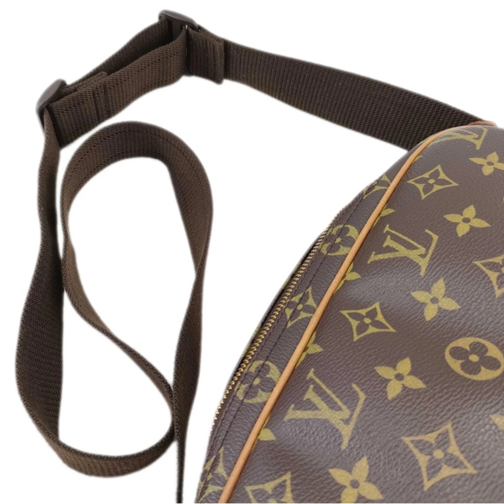 Louis Vuitton Monogram Reporter PM Bag - Picture 7 of 14